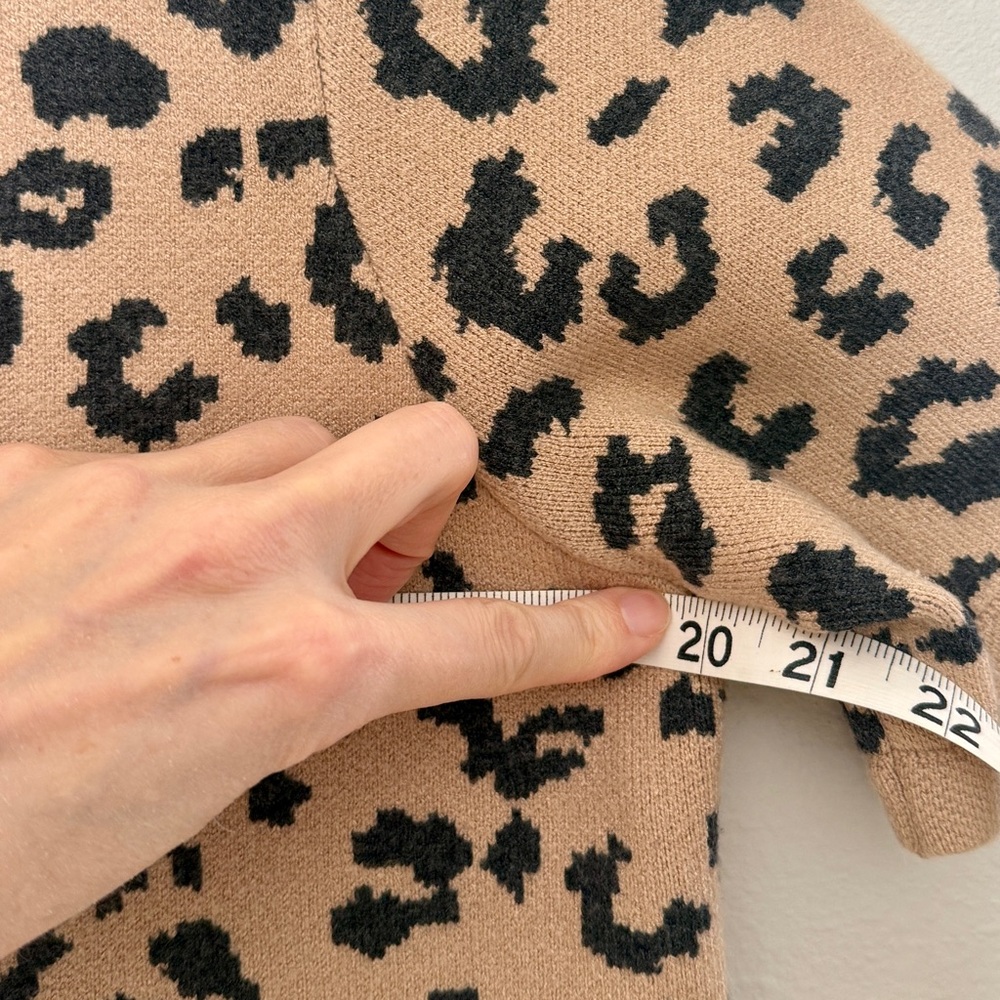 Abercrombie Leopard LuxeLoft Short-Sleeve Cardigan, M - Picture 5 of 6